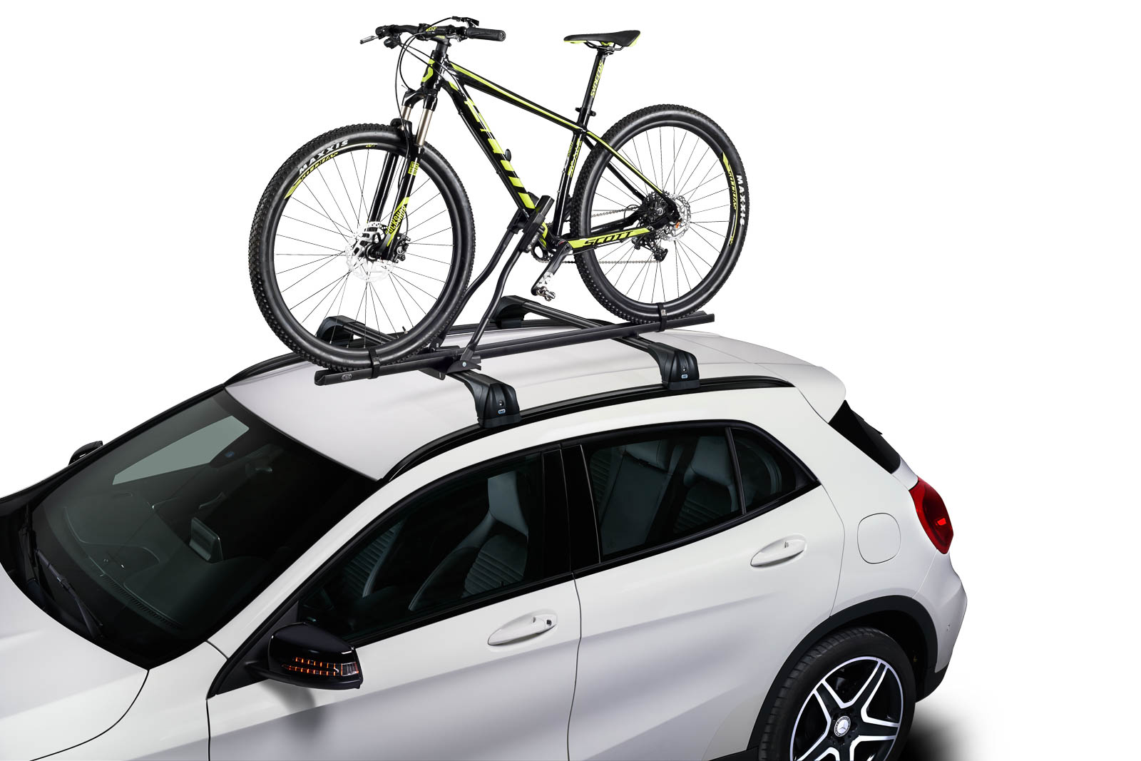 940015_Cruz_Race_Dark_2019_POC_W_bike_anglefront_F32_white_016_LR Dach-Veloträger Cruz Race