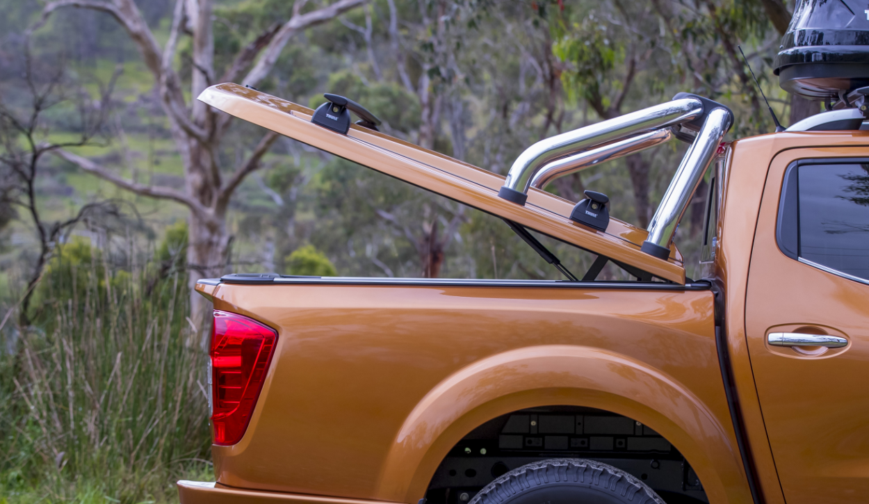 ARB-Europe_Sport-Lid_Kunststoff-Abdeckung_Nissan-Navara-NP300_Tango-Sport-Lid_1250x725px_Bild1 Kunststoff-Laderaumabdeckung «ARB Sportlid »